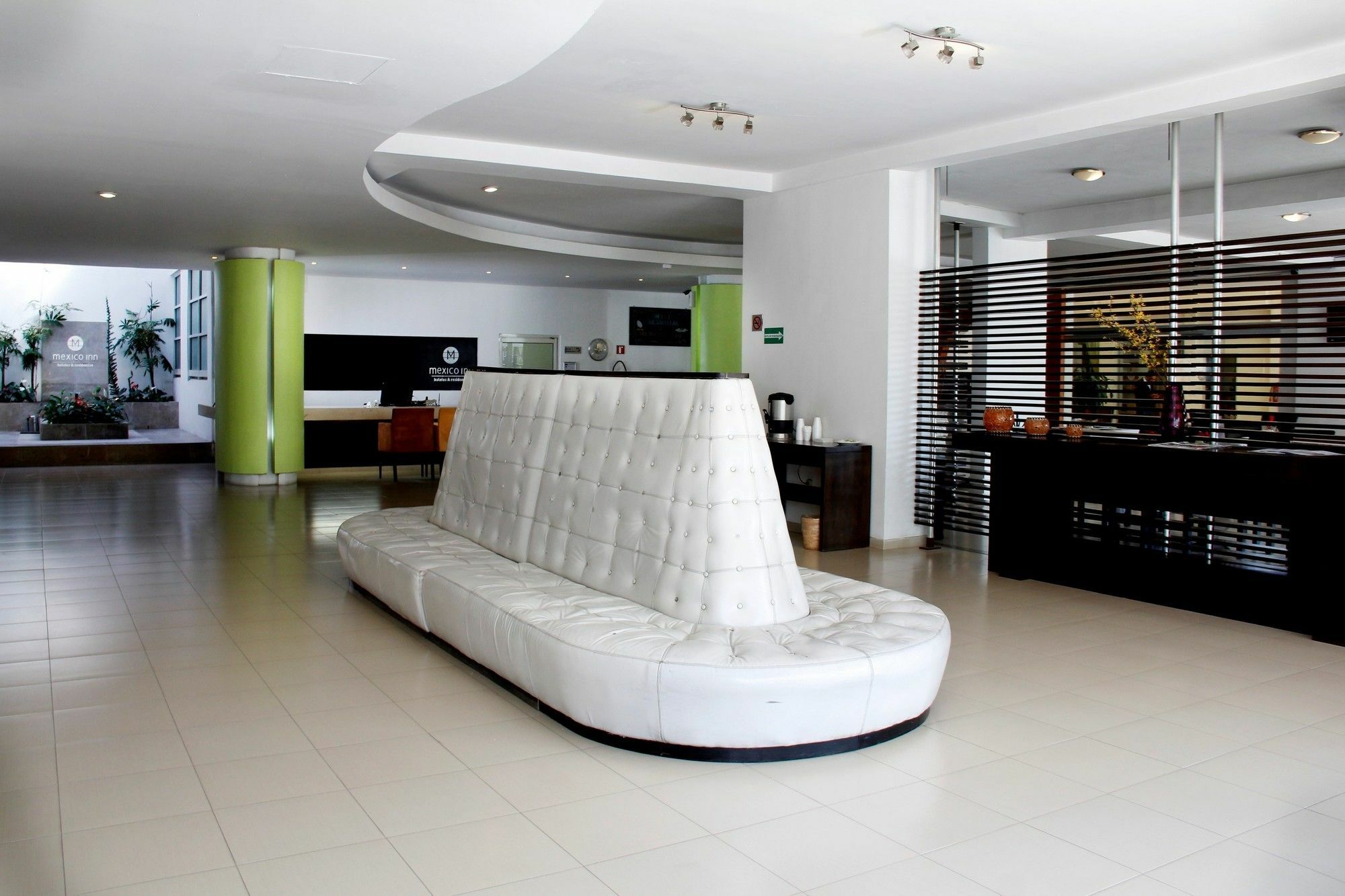Hotel Mexico Inn Express Salamanca Bagian luar foto