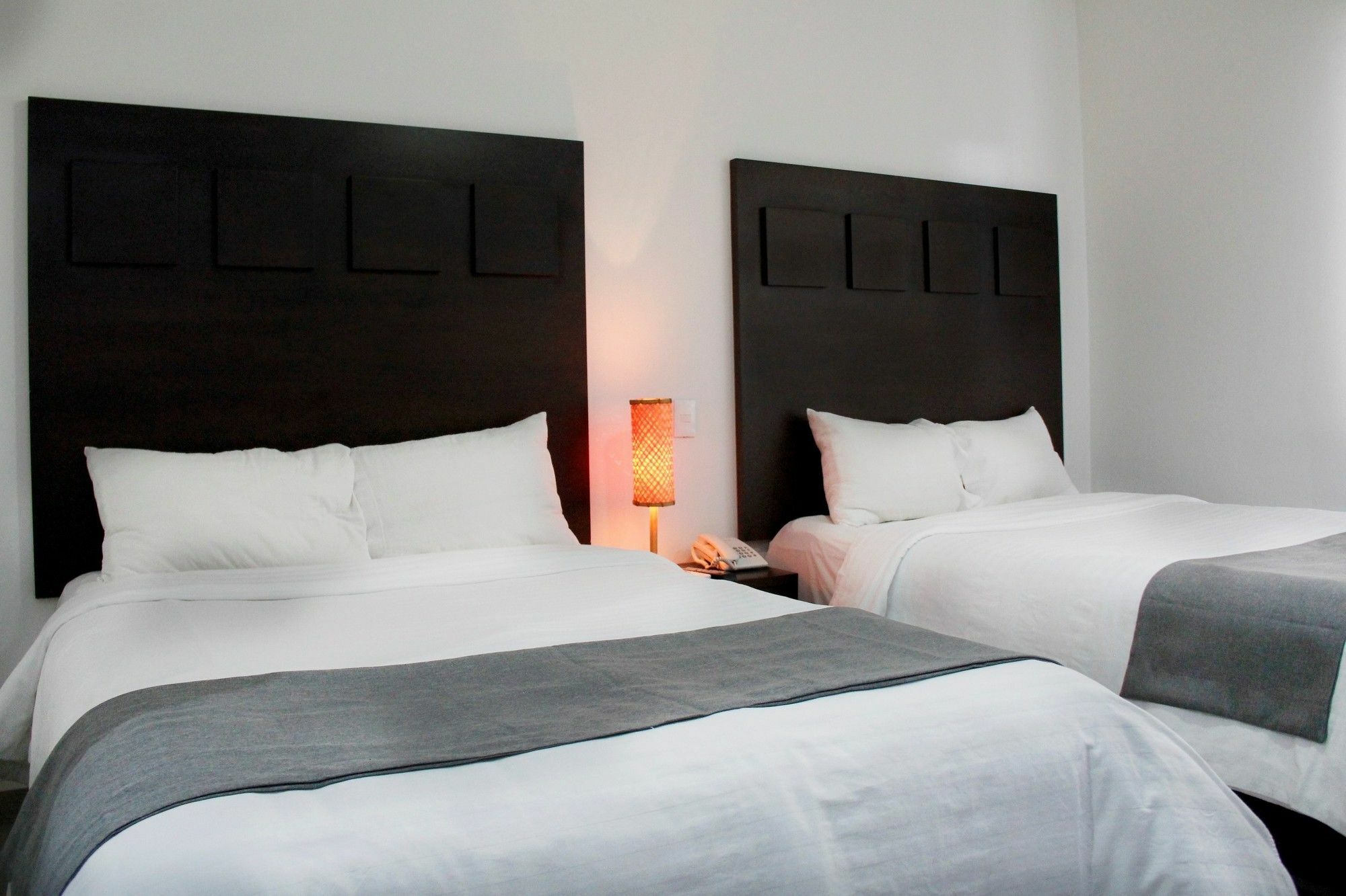 Hotel Mexico Inn Express Salamanca Bagian luar foto